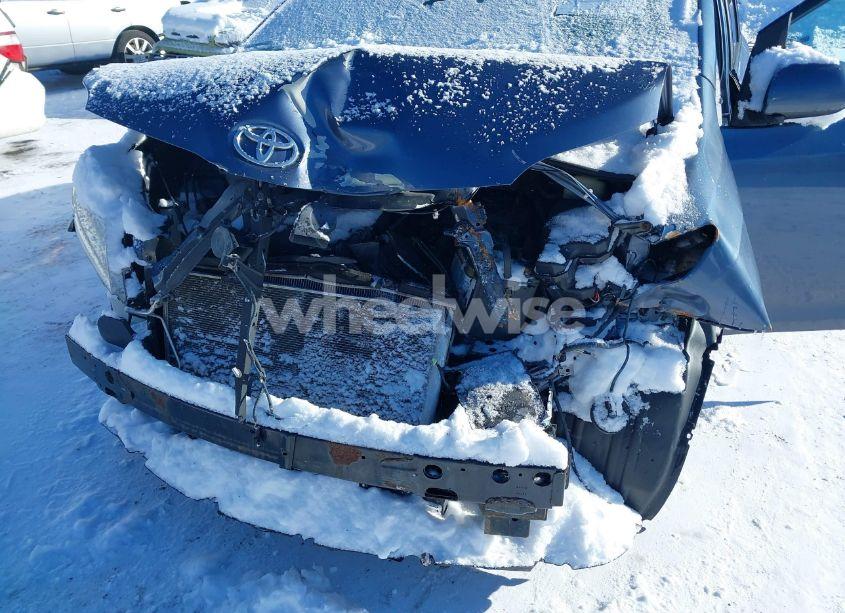 Photo 6 of 2015 Toyota Sienna XLE 8 PASSENGER (VIN 5TDYK3DC9FS665617)