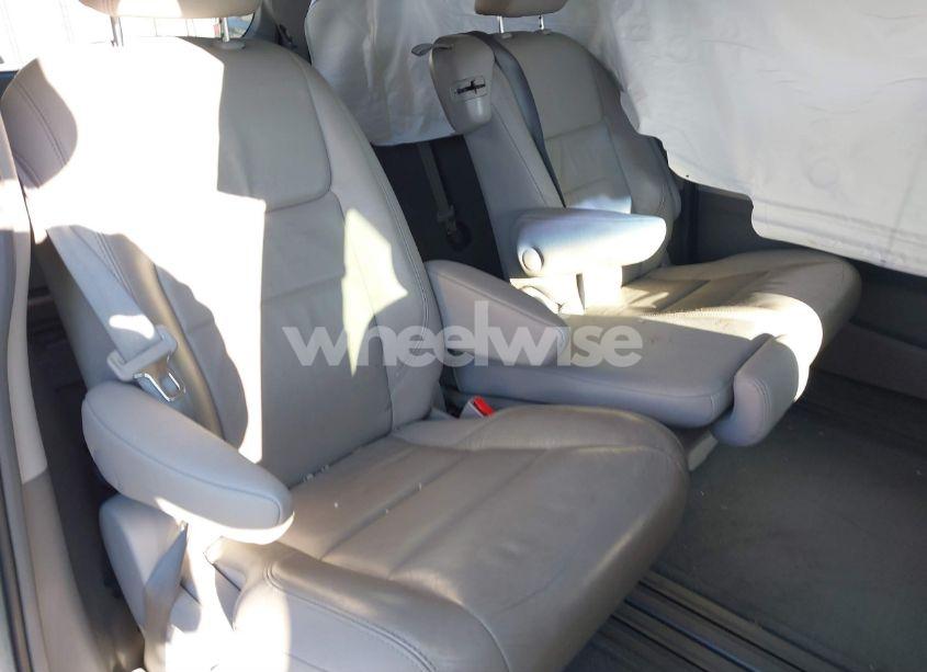 Photo 8 of 2016 Toyota Sienna XLE PREMIUM 8 PASSENGER (VIN 5TDYK3DC9GS754220)