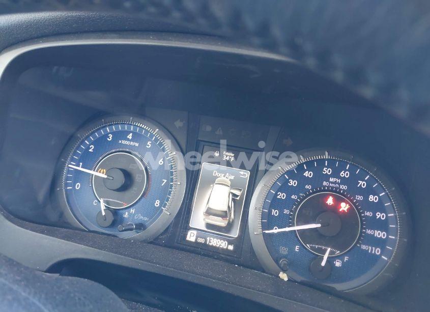 Photo 7 of 2016 Toyota Sienna XLE PREMIUM 8 PASSENGER (VIN 5TDYK3DC9GS756291)