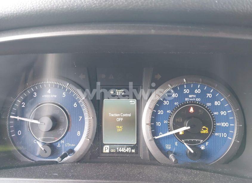 Photo 7 of 2016 Toyota Sienna XLE PREMIUM 8 PASSENGER (VIN 5TDYK3DC9GS758610)