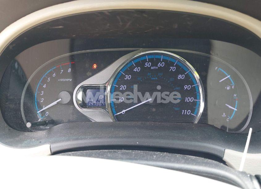 Photo 7 of 2011 Toyota Sienna XLE V6 (VIN 5TDYK3DCXBS016760)