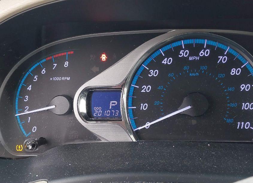 Photo 15 of 2011 Toyota Sienna XLE V6 (VIN 5TDYK3DCXBS034868)