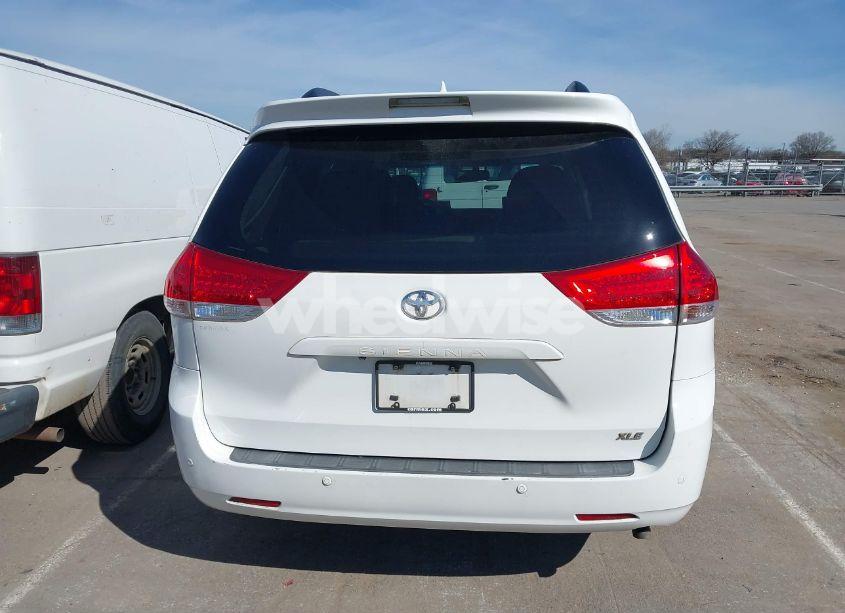 Photo 16 of 2011 Toyota Sienna XLE/LIMITED (VIN 5TDYK3DCXBS043733)