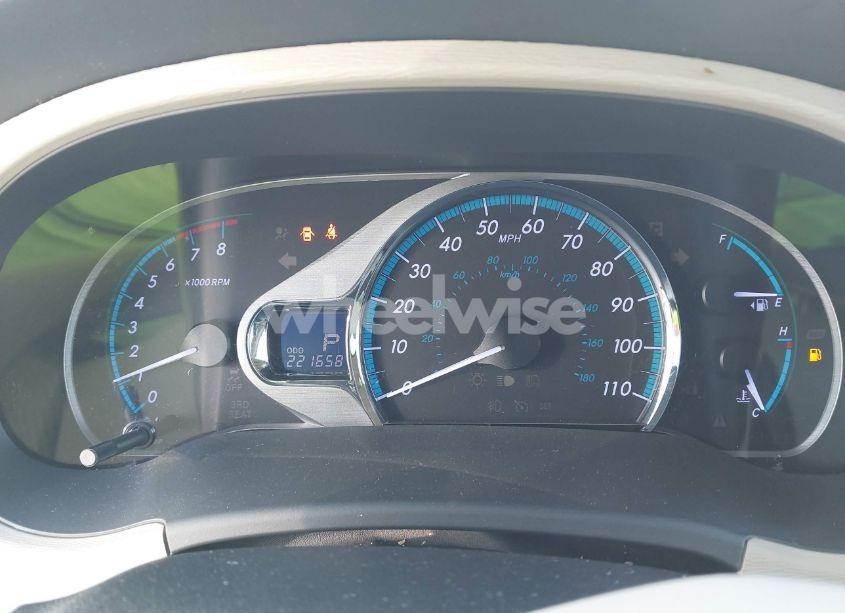 Photo 7 of 2011 Toyota Sienna XLE/LIMITED (VIN 5TDYK3DCXBS043733)