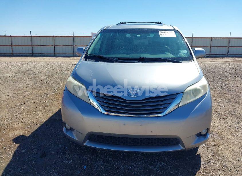 Photo 12 of 2011 Toyota Sienna XLE V6 (VIN 5TDYK3DCXBS113344)