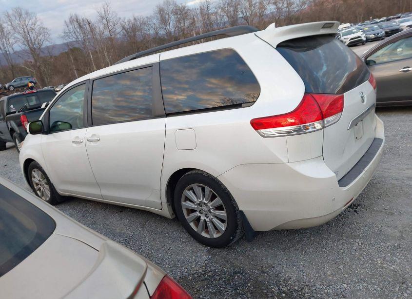 Photo 14 of 2012 Toyota Sienna XLE/LIMITED (VIN 5TDYK3DCXCS217124)