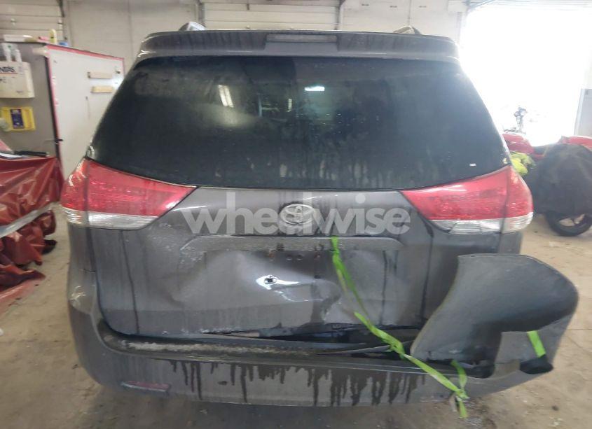 Photo 16 of 2012 Toyota Sienna XLE V6 8 PASSENGER (VIN 5TDYK3DCXCS267974)