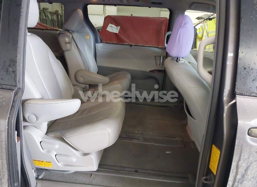 Photo 8 of 2012 Toyota Sienna XLE V6 8 PASSENGER (VIN 5TDYK3DCXCS267974)