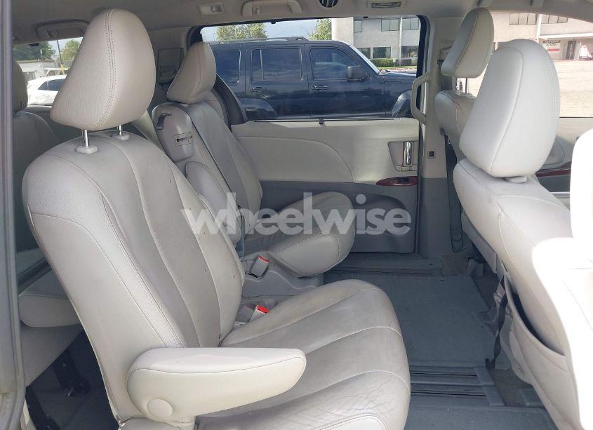 Photo 8 of 2012 Toyota Sienna XLE V6 8 PASSENGER (VIN 5TDYK3DCXCS278442)