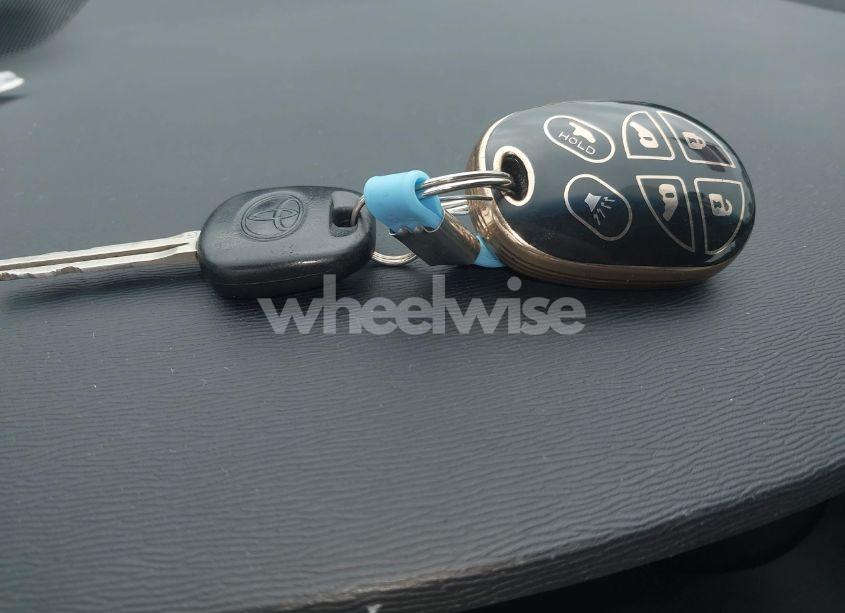 Photo 11 of 2013 Toyota Sienna XLE V6 8 PASSENGER (VIN 5TDYK3DCXDS302949)