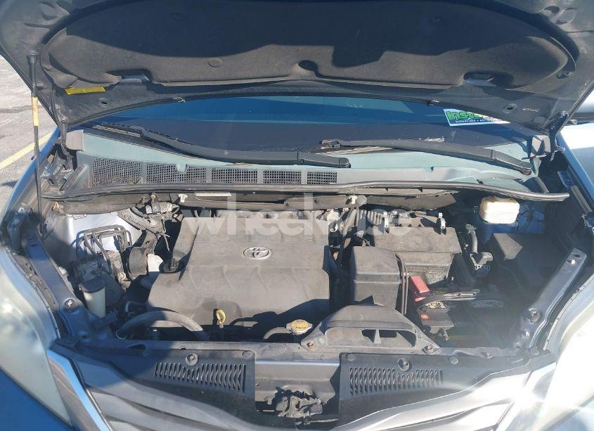 Photo 10 of 2013 Toyota Sienna XLE V6 8 PASSENGER (VIN 5TDYK3DCXDS350533)
