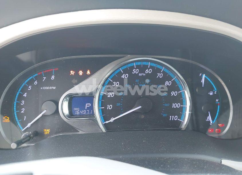 Photo 7 of 2013 Toyota Sienna XLE V6 7 PASSENGER AUTO ACCESS SEAT/XLE V6 8 PASSENGER (VIN 5TDYK3DCXDS355408)