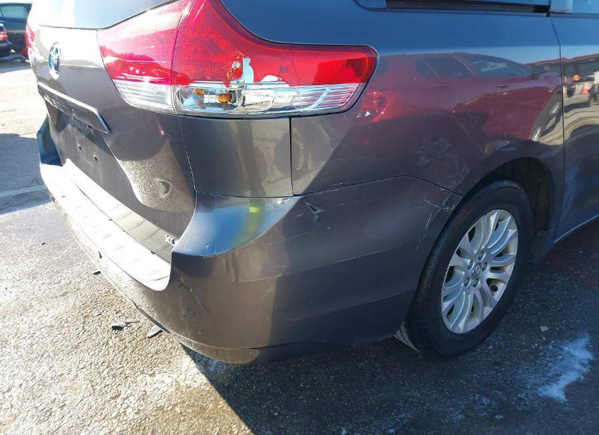 Photo 20 of 2013 Toyota Sienna XLE/LIMITED (VIN 5TDYK3DCXDS356865)