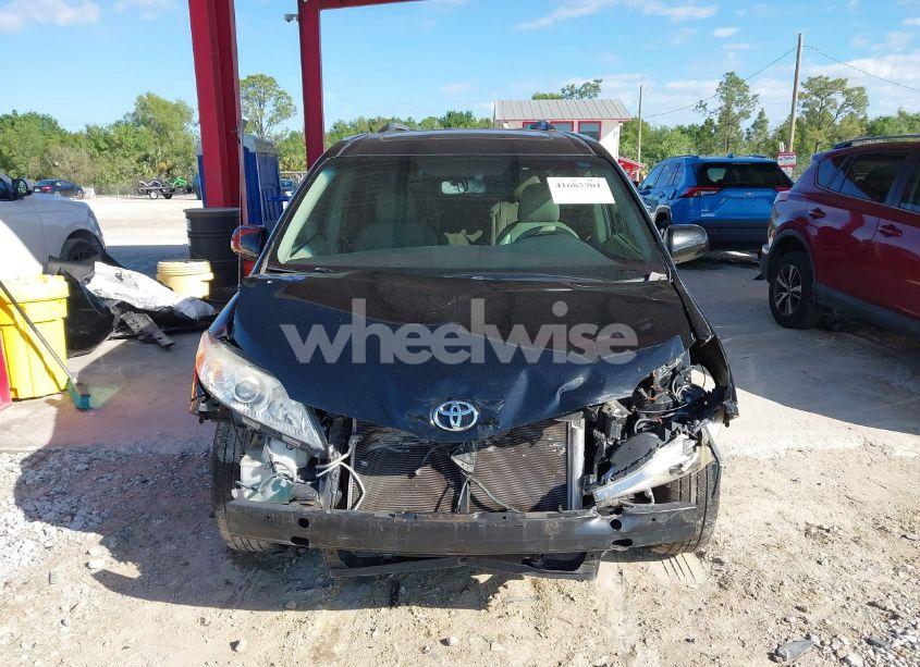 Photo 12 of 2013 Toyota Sienna XLE V6 8 PASSENGER (VIN 5TDYK3DCXDS396203)