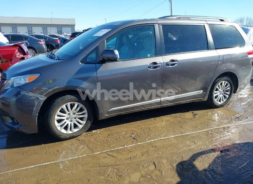 Photo 14 of 2014 Toyota Sienna XLE V6 8 PASSENGER (VIN 5TDYK3DCXES419271)