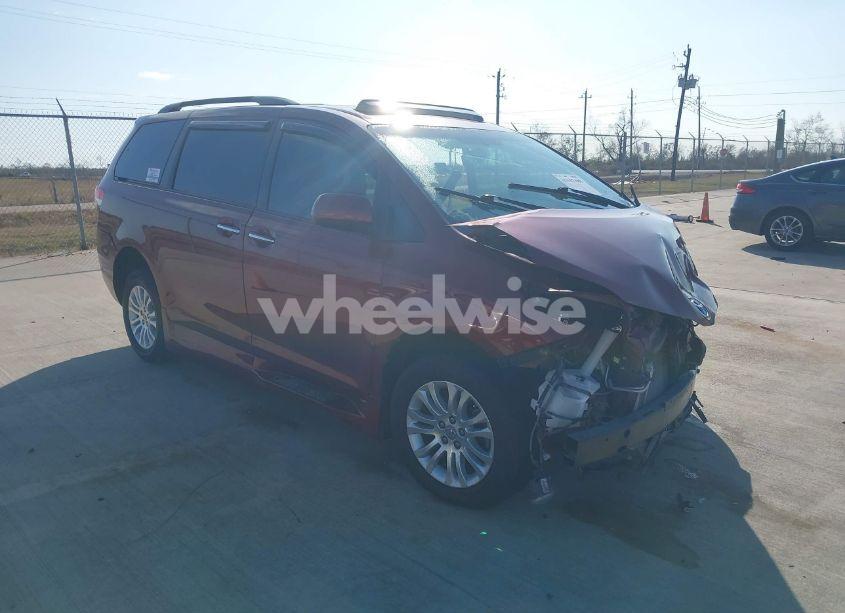 2014 Toyota Sienna XLE/LIMITED (VIN 5TDYK3DCXES421554) main photo