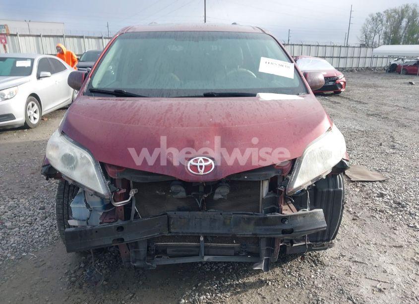 Photo 12 of 2014 Toyota Sienna XLE V6 8 PASSENGER (VIN 5TDYK3DCXES471676)