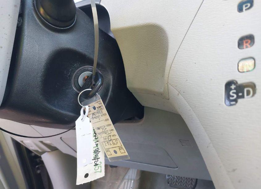 Photo 11 of 2014 Toyota Sienna XLE V6 8 PASSENGER (VIN 5TDYK3DCXES486176)