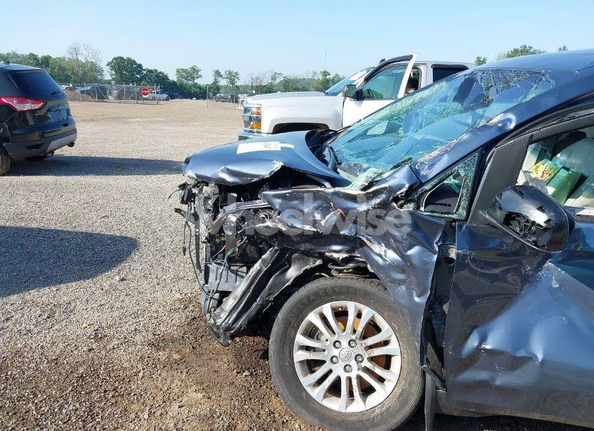 Photo 17 of 2014 Toyota Sienna XLE V6 8 PASSENGER (VIN 5TDYK3DCXES524294)