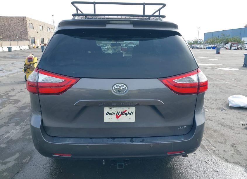 Photo 16 of 2015 Toyota Sienna XLE/LIMITED (VIN 5TDYK3DCXFS556969)