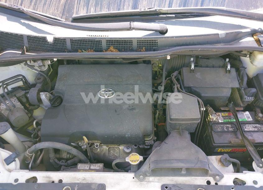 Photo 10 of 2015 Toyota Sienna XLE 8 PASSENGER (VIN 5TDYK3DCXFS663083)