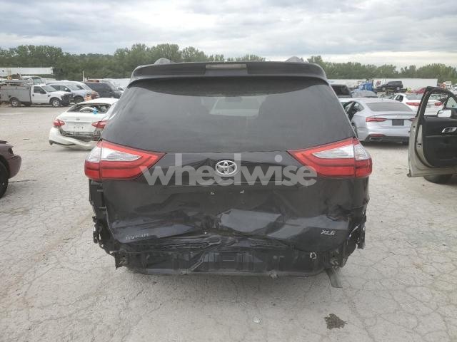 Photo 4 of 2015 TOYOTA SIENNA XLE (VIN 5TDYK3DCXFS676058)