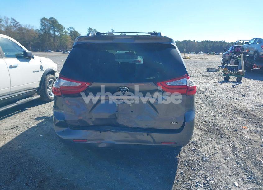 Photo 16 of 2016 Toyota Sienna XLE PREMIUM 8 PASSENGER (VIN 5TDYK3DCXGS706385)