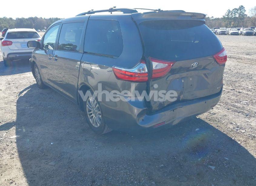 Photo 3 of 2016 Toyota Sienna XLE PREMIUM 8 PASSENGER (VIN 5TDYK3DCXGS706385)