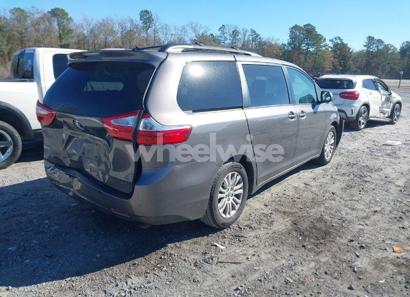 Photo 4 of 2016 Toyota Sienna XLE PREMIUM 8 PASSENGER (VIN 5TDYK3DCXGS706385)