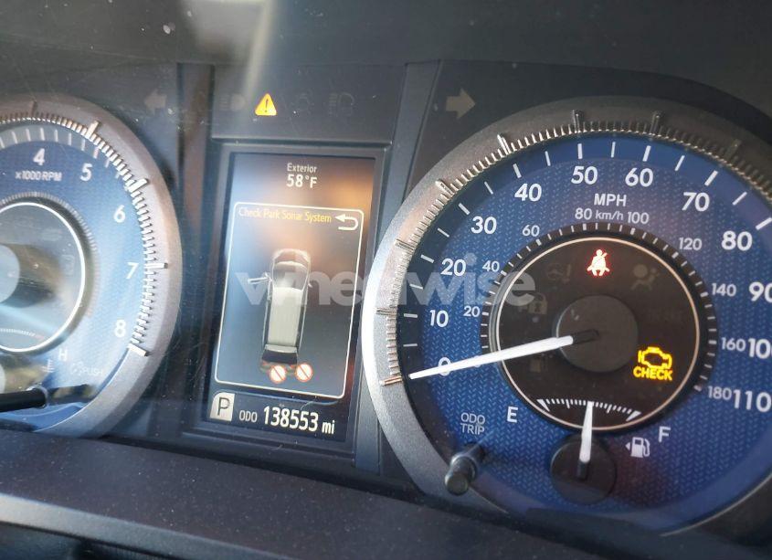 Photo 7 of 2016 Toyota Sienna XLE PREMIUM 8 PASSENGER (VIN 5TDYK3DCXGS706385)