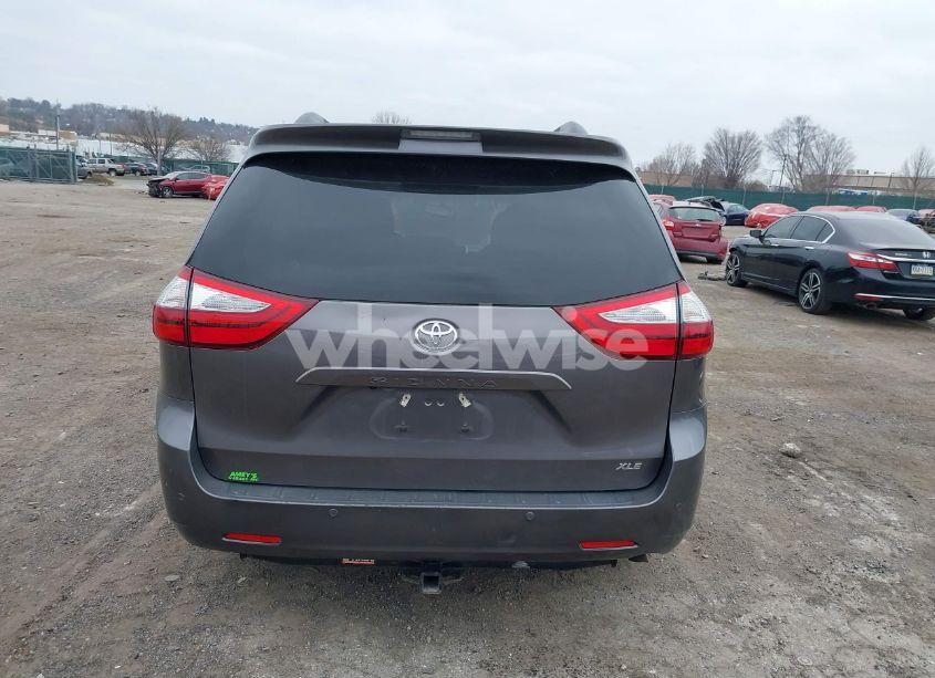 Photo 16 of 2016 Toyota Sienna XLE PREMIUM 8 PASSENGER (VIN 5TDYK3DCXGS737846)
