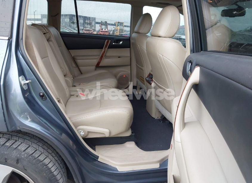 Photo 8 of 2012 Toyota Highlander LIMITED V6 (VIN 5TDYK3EH0CS052467)