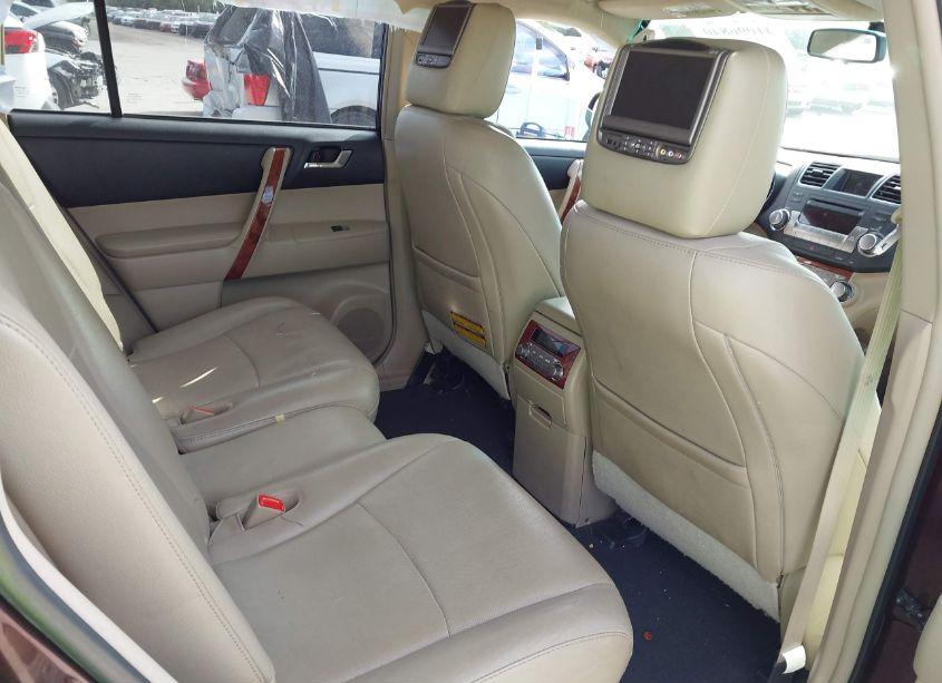Photo 8 of 2012 Toyota Highlander LIMITED V6 (VIN 5TDYK3EH0CS054414)