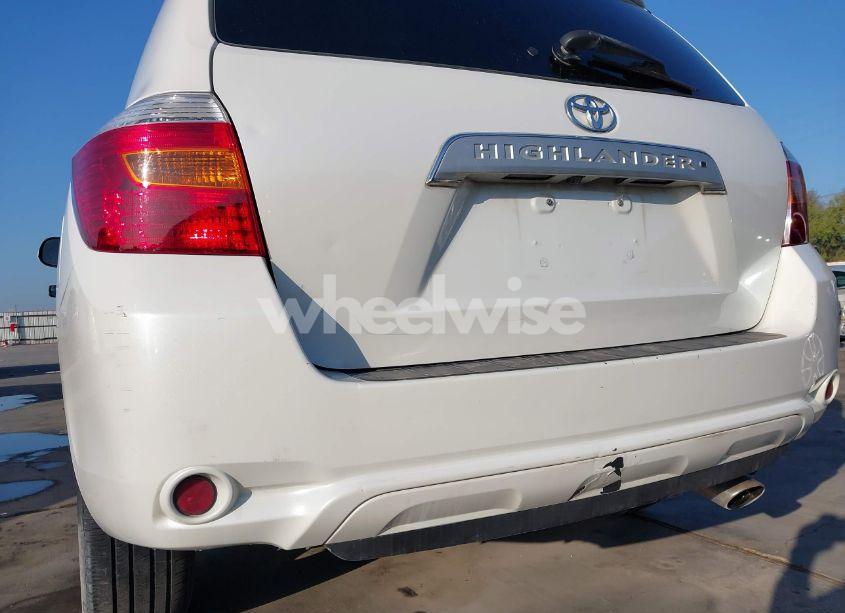 Photo 20 of 2010 Toyota Highlander LIMITED V6 (VIN 5TDYK3EH1AS020009)