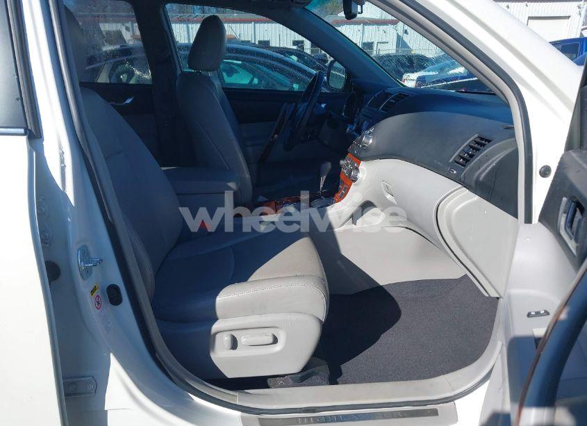 Photo 5 of 2012 Toyota Highlander LIMITED V6 (VIN 5TDYK3EH1CS067222)