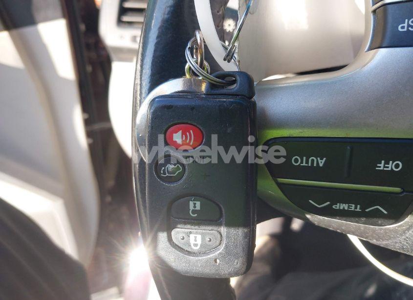 Photo 11 of 2012 Toyota Highlander LIMITED V6 (VIN 5TDYK3EH1CS071058)