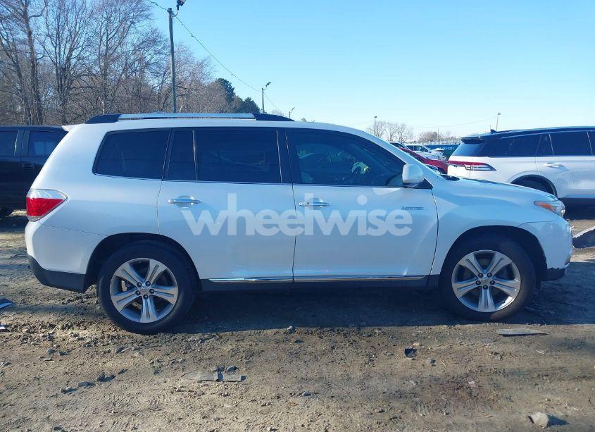 Photo 13 of 2013 Toyota Highlander LIMITED V6 (VIN 5TDYK3EH1DS093143)