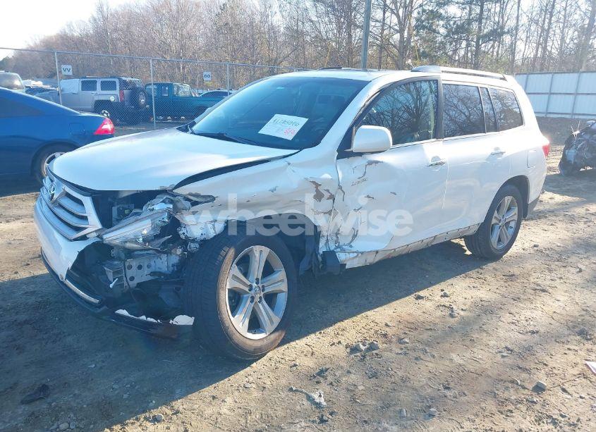 Photo 2 of 2013 Toyota Highlander LIMITED V6 (VIN 5TDYK3EH1DS093143)