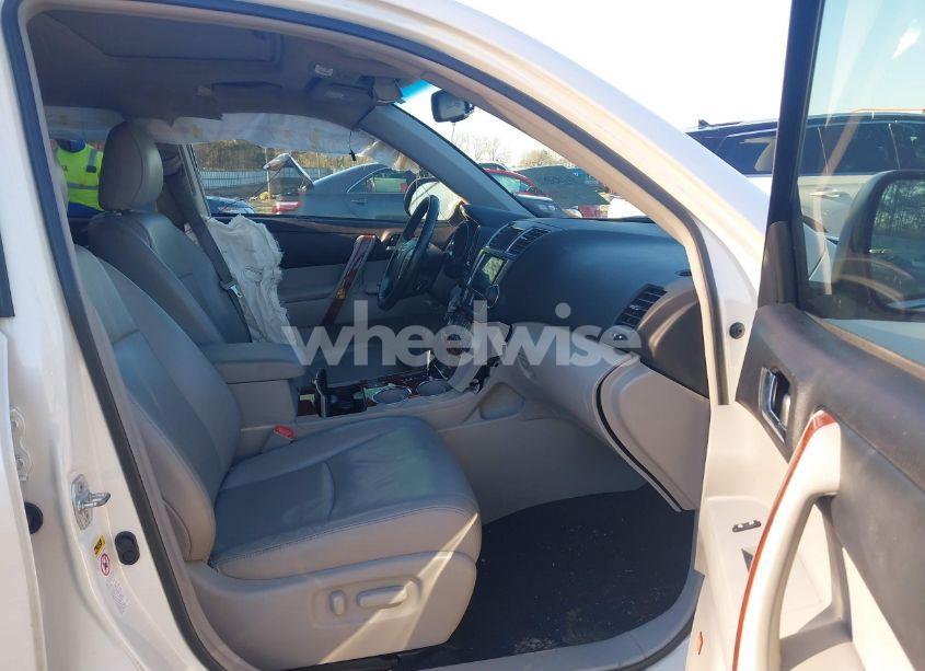 Photo 5 of 2013 Toyota Highlander LIMITED V6 (VIN 5TDYK3EH1DS093143)