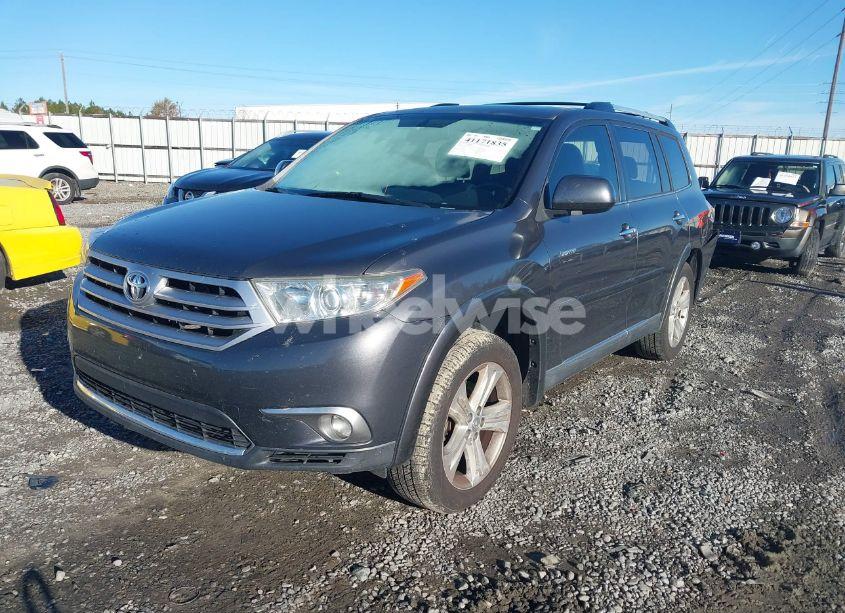 Photo 2 of 2013 Toyota Highlander LIMITED V6 (VIN 5TDYK3EH1DS097466)