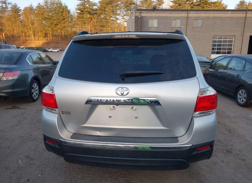 Photo 16 of 2013 Toyota Highlander LIMITED V6 (VIN 5TDYK3EH1DS138016)