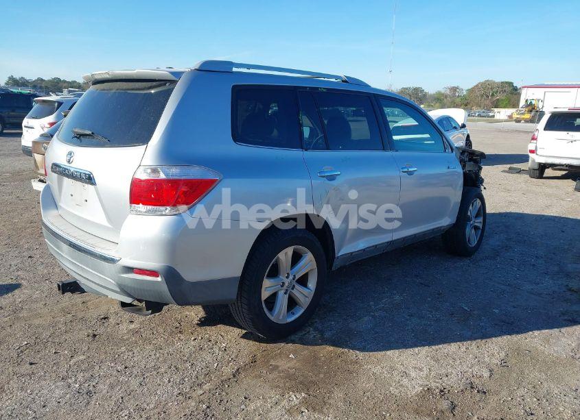 Photo 4 of 2011 Toyota Highlander LIMITED V6 (VIN 5TDYK3EH3BS030851)