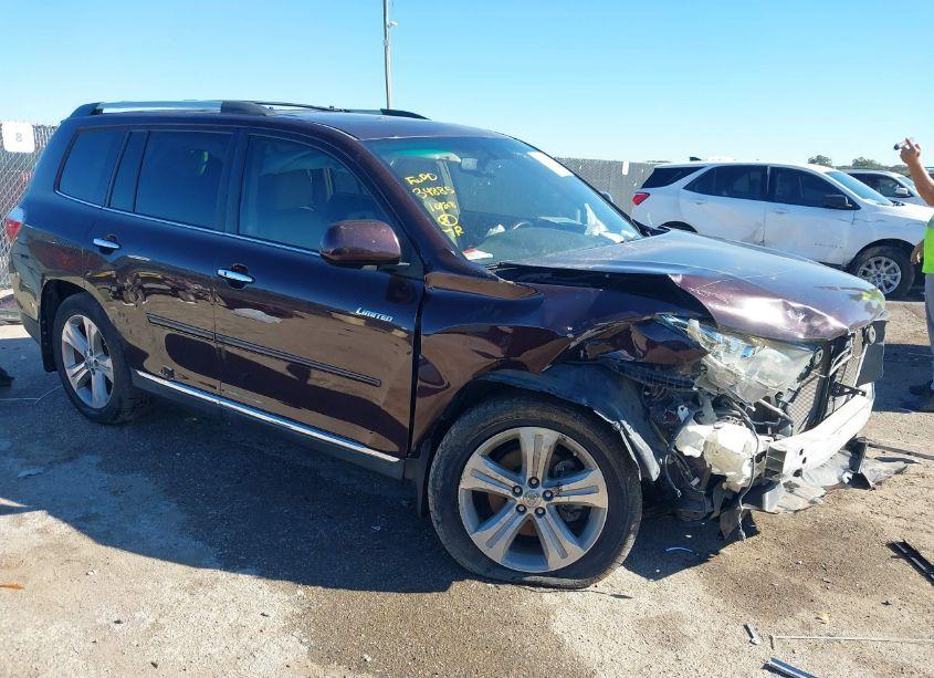 2013 Toyota Highlander LIMITED V6 (VIN 5TDYK3EH3DS116051) main photo