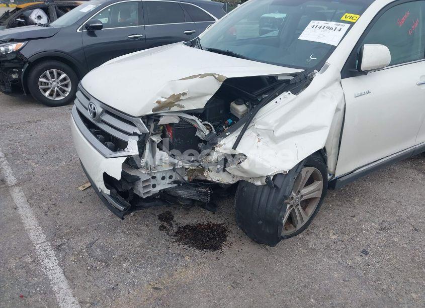 Photo 6 of 2013 Toyota Highlander LIMITED V6 (VIN 5TDYK3EH3DS118446)