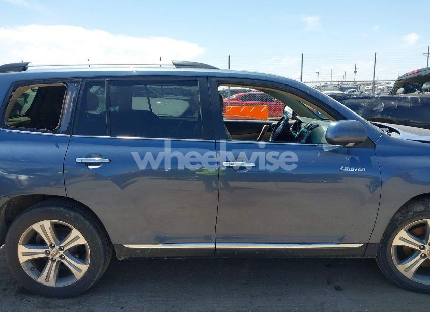 Photo 13 of 2011 Toyota Highlander LIMITED V6 (VIN 5TDYK3EH4BS024069)