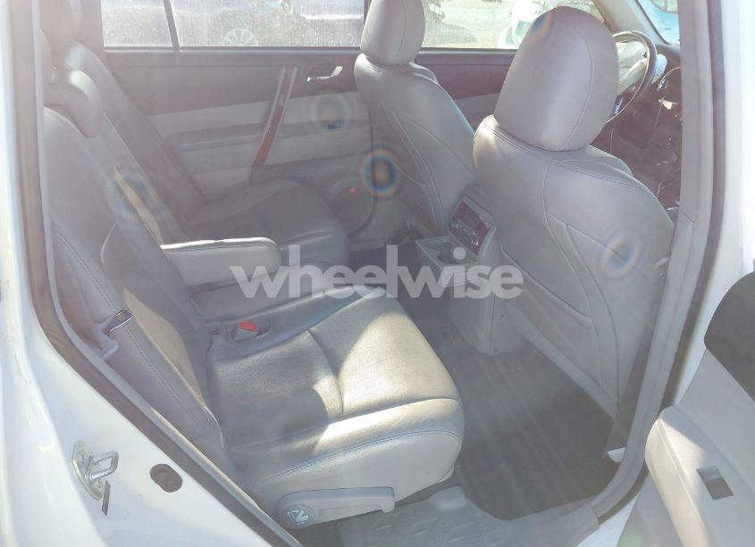 Photo 8 of 2012 Toyota Highlander LIMITED V6 (VIN 5TDYK3EH4CS055758)