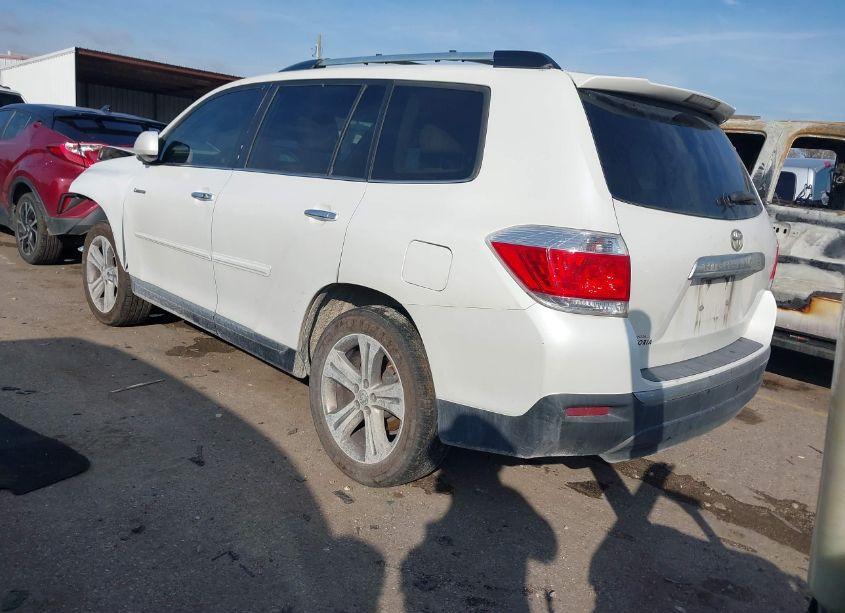 Photo 3 of 2013 Toyota Highlander LIMITED V6 (VIN 5TDYK3EH4DS090768)