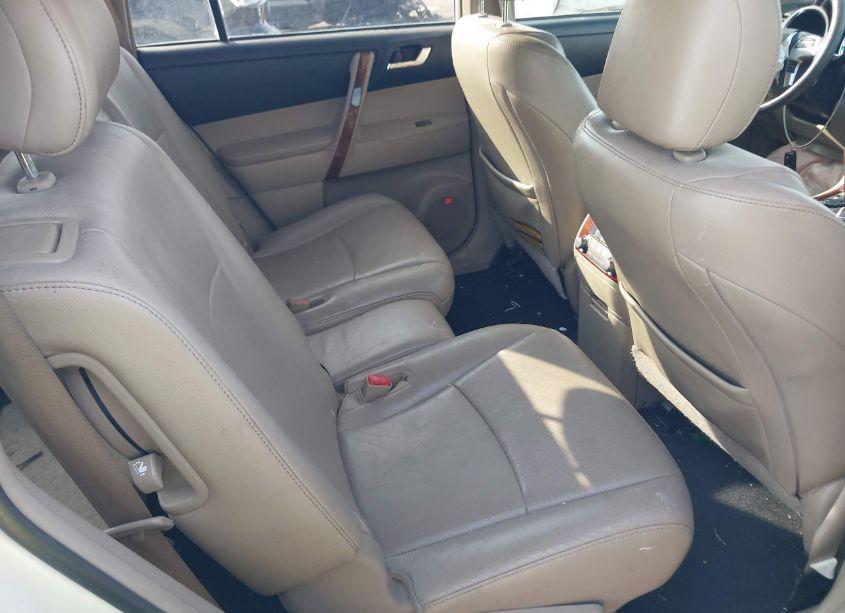 Photo 8 of 2013 Toyota Highlander LIMITED V6 (VIN 5TDYK3EH4DS090768)
