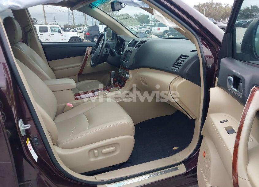 Photo 5 of 2012 Toyota Highlander LIMITED V6 (VIN 5TDYK3EH5CS057101)