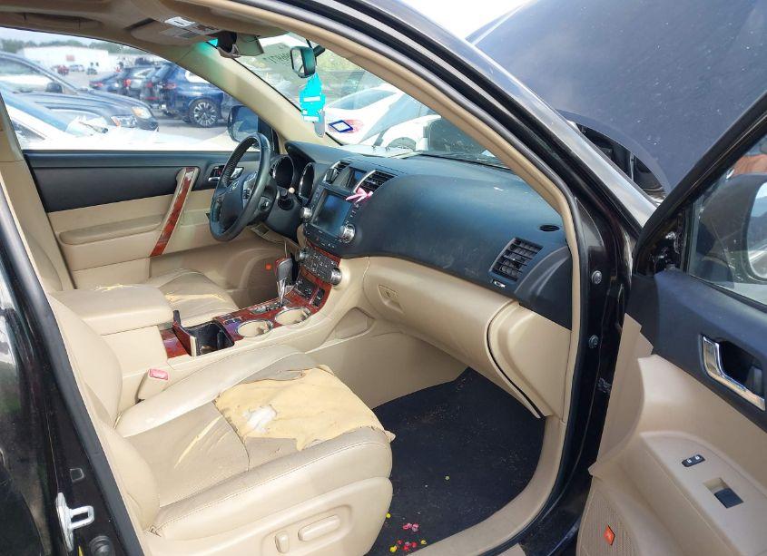 Photo 5 of 2012 Toyota Highlander LIMITED V6 (VIN 5TDYK3EH5CS072472)